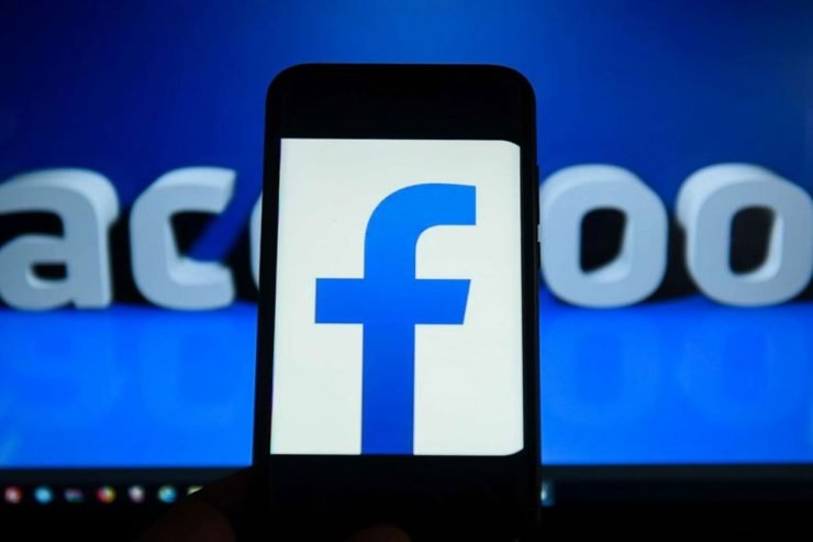 facebook-740x493-1 facebook-740x493-1