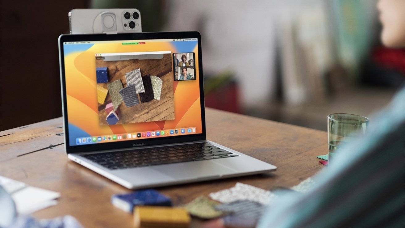 50957-100647-apple-wwdc22-macos-ventura-continuity-camera-lifestyle-220606-xl 50957-100647-apple-wwdc22-macos-ventura-continuity-camera-lifestyle-220606-xl